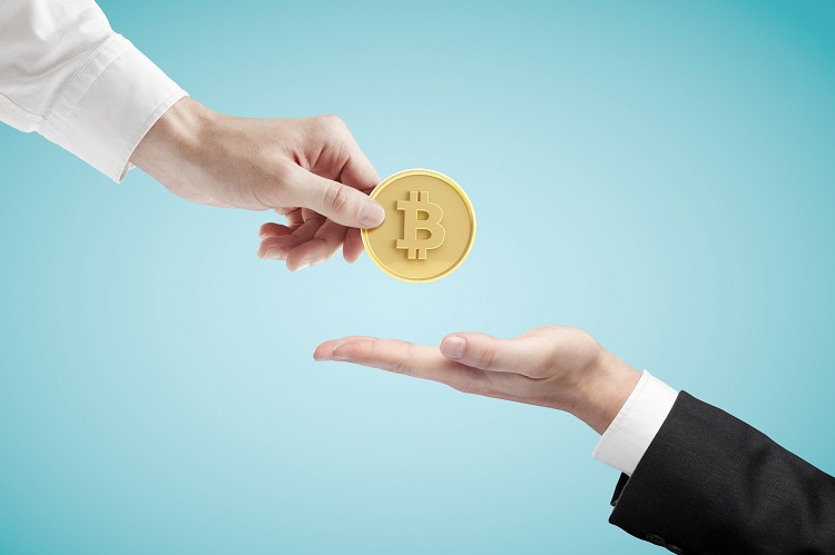 Chơi Bitcoin cần bao nhiêu tiền? So sánh phí giao dịch Bitcoin, Ethereum 